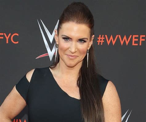 stephanie mcmahon vermögen|Stephanie McMahon Bio, Wiki, Height, WWE,。